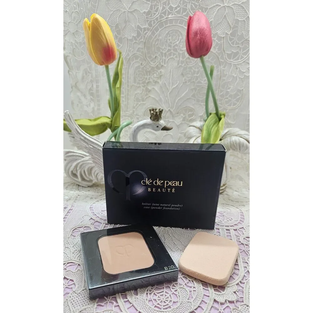 Cle De Peau | POWDER FOUNDATION REFILL B30 +CASE NEW